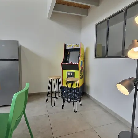 아파트 Loft & Pop Billard 발랑스