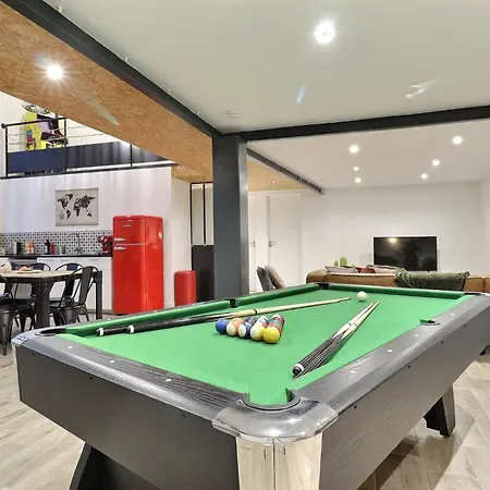 Loft & Pop Billard Apartment Valence (Drome)